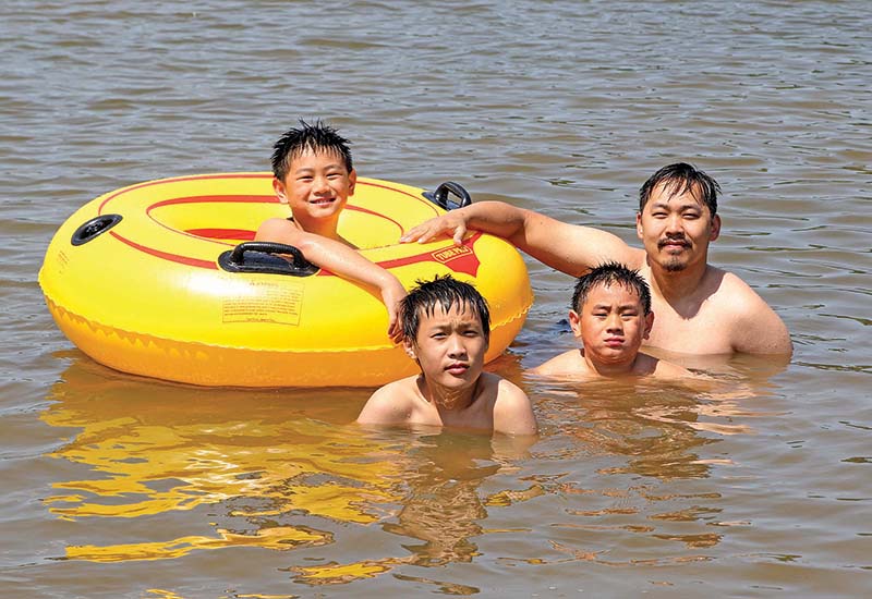 Even with the cold water temperature Joe, Levi, Calvin and Tom were still having fun in Hartman Lake.